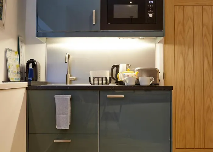 The Mural - Centre - Your *