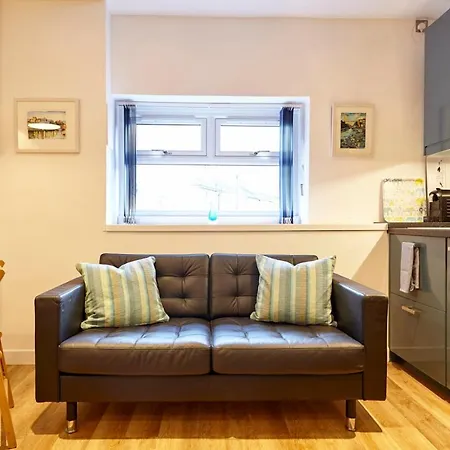 The Mural - Centre - Your 브리스틀